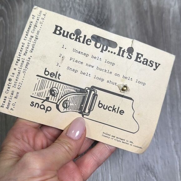 Solid brass, Dad, gold plated, toned belt buckle new in package - Picture 2 of 4